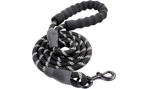 Lesă Reflectorizantă Pentru Câini Leash reflexiv negru pentru câine, 1.5 cm grosime și 1.5 m lungime, frânghie durabilă și mâner căptușit pentru confort.