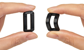 Set de patru șosete sport pentru câini, gri, cu tălpi anti-alunecare, ușoare și impermeabile pentru confortul câinilor.