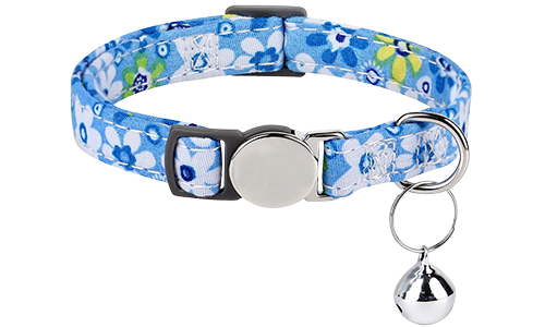 Zgardă pentru pisici cu model floral albastru, cataramă metalică, ajustabilă, ușoară, cu clopoțel argintiu.