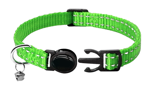 Guler de pisică breakaway reflectorizant verde, ajustabil 21-34cm, lățime 1cm, cataramă breakaway și clopoțel roșu.